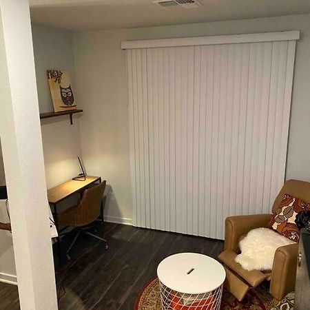 Phx Studio Living Apartment ฟีนิกซ์ ภายนอก รูปภาพ